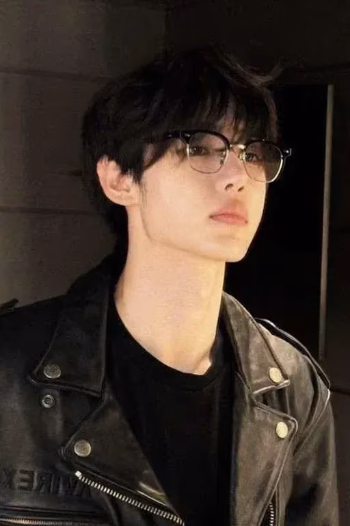 Sunghoon 
