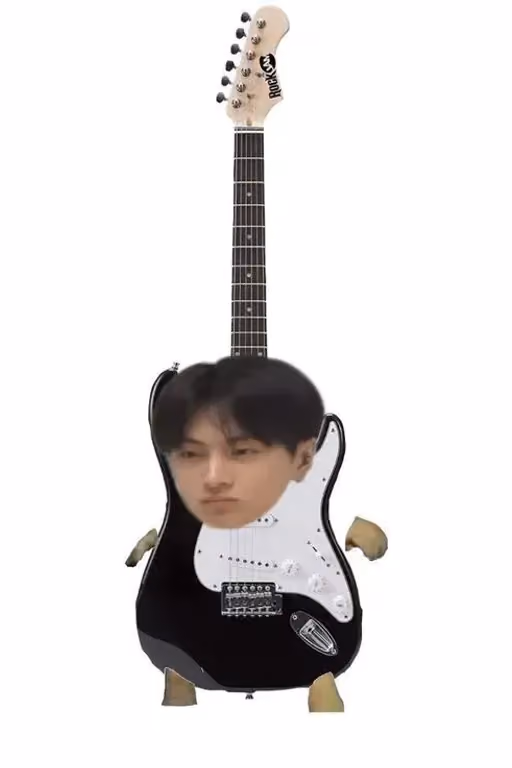this whore is BACK 😘
