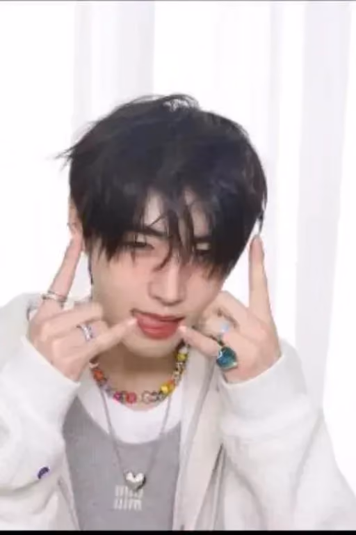 Sunghoon 